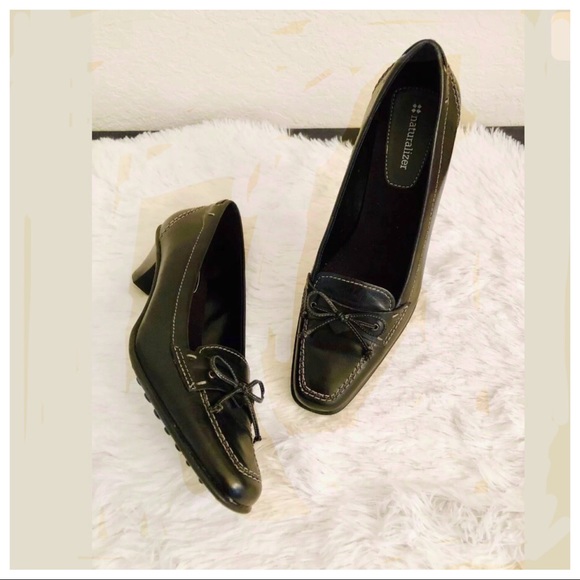 Naturalizer Shoes - 🚫Sold🚫Naturalizer Heeled Loafers Leather